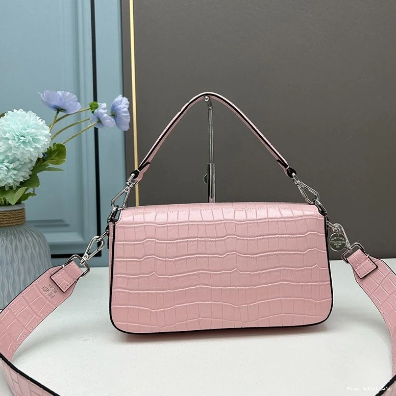 Affordable Crocodile Re-Edition In Fendi Leather Medium Pink Bag Baguette 0807